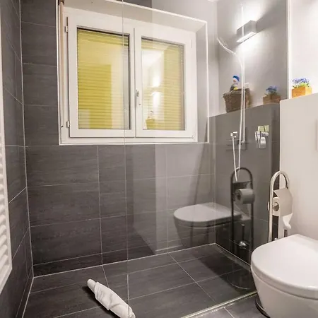 Moderne Mit Ausblick Und Viel Sonne Apartamento